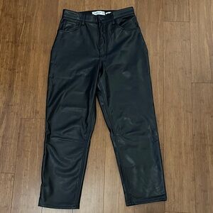 Abercrombie Curve Love Ankle Straight Ultra High Rise Vegan Leather Pants
